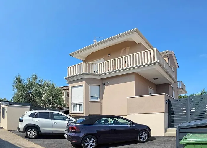 Casa Ulika * 잠브라티야