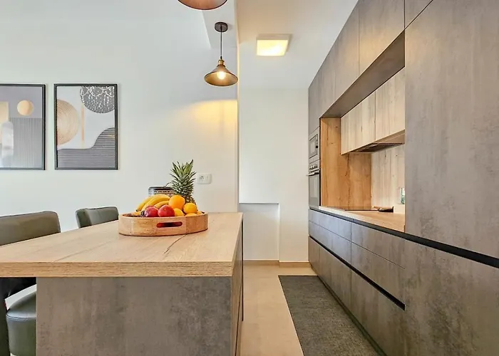 Casa Ulika 잠브라티야